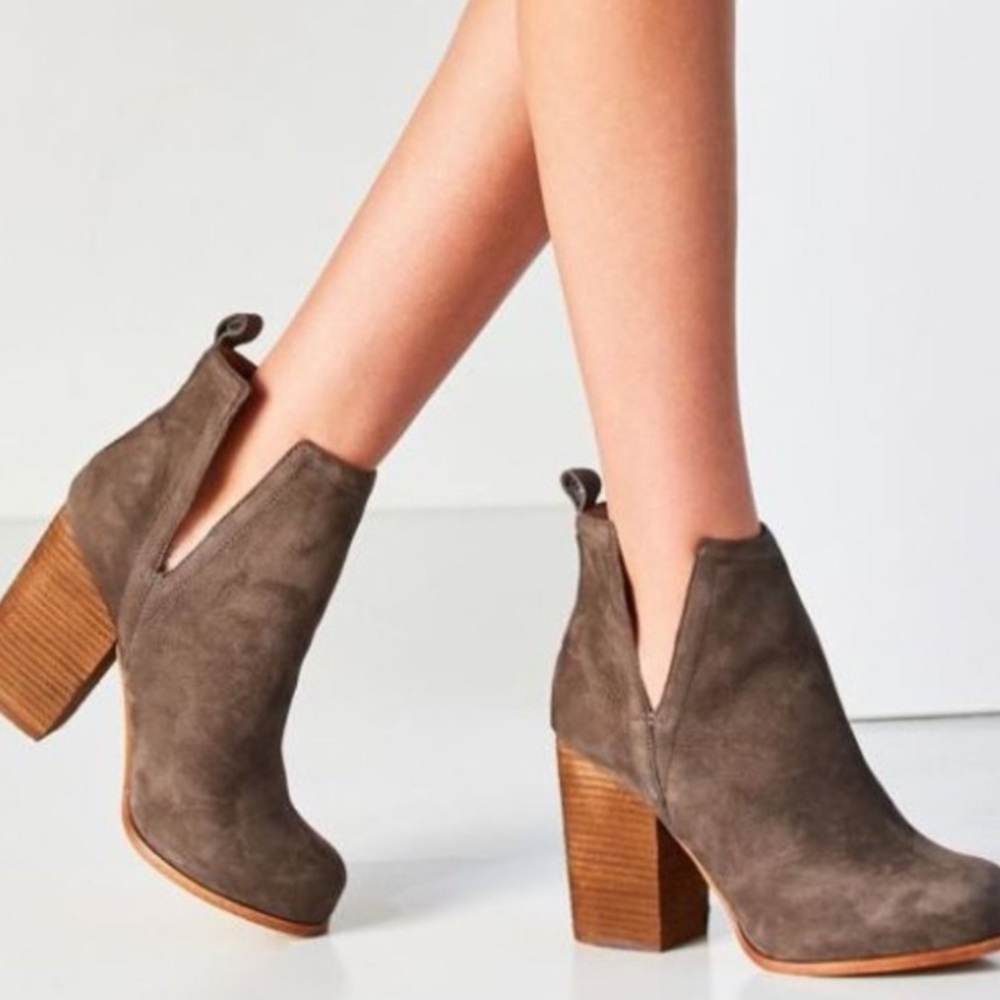 Jeffrey Csmpbell Oshea cutout ankle boot